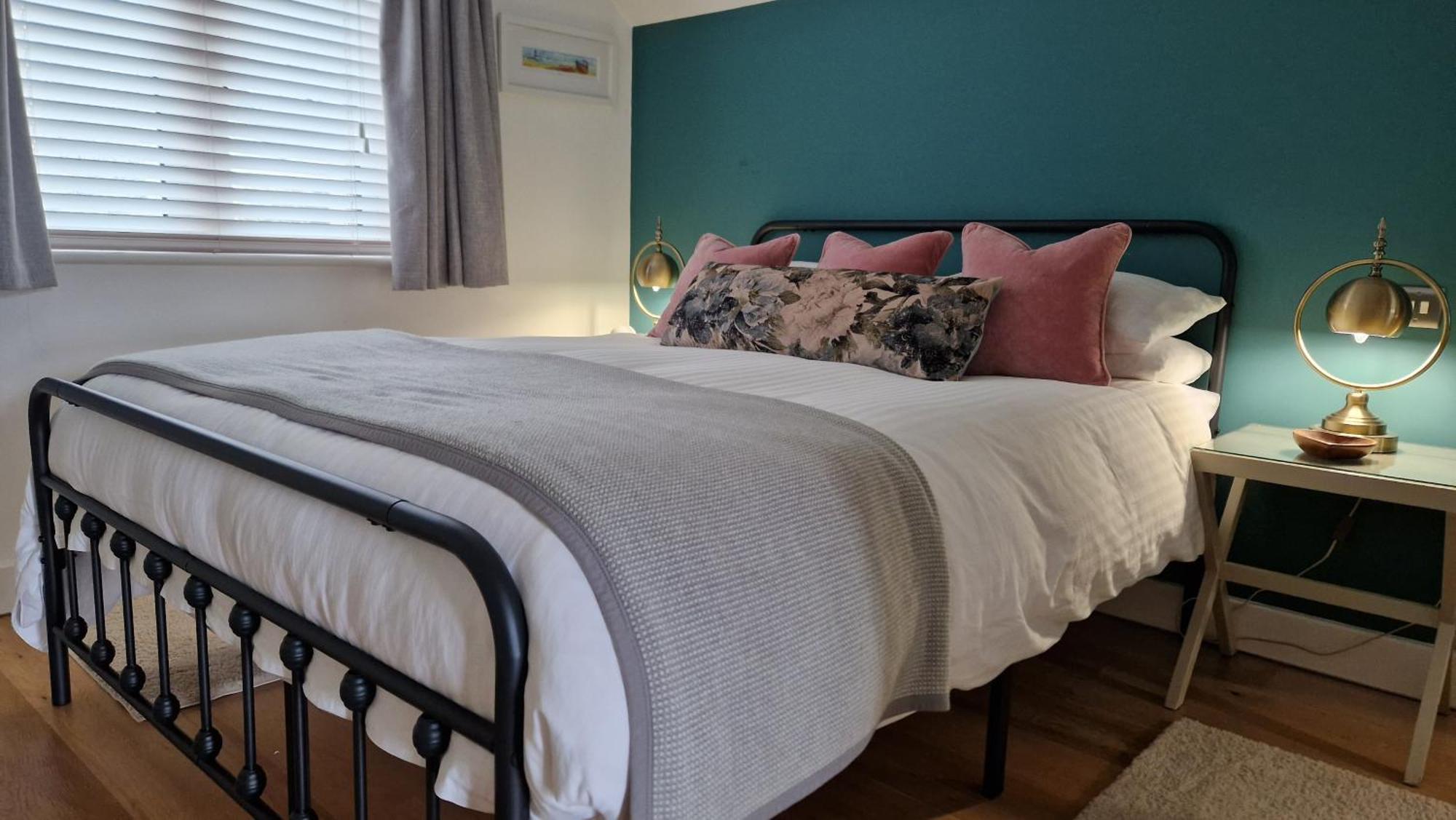 6 Porth Sands Newquay Cornwall Luxury With Sea Views